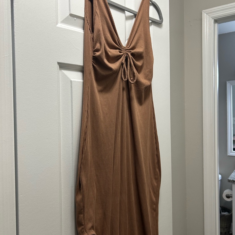 Brown Sleeveless Plunge Neck Bodycon Dress